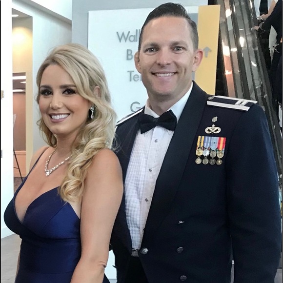 Meet your Posher, Posh - Picture 2 of 2